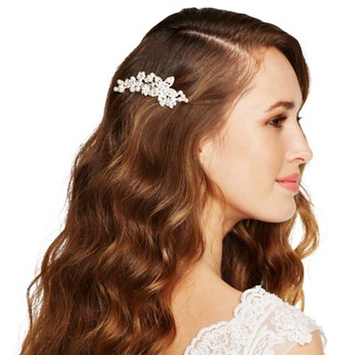 Pearl and crystal cluster flower hair comb